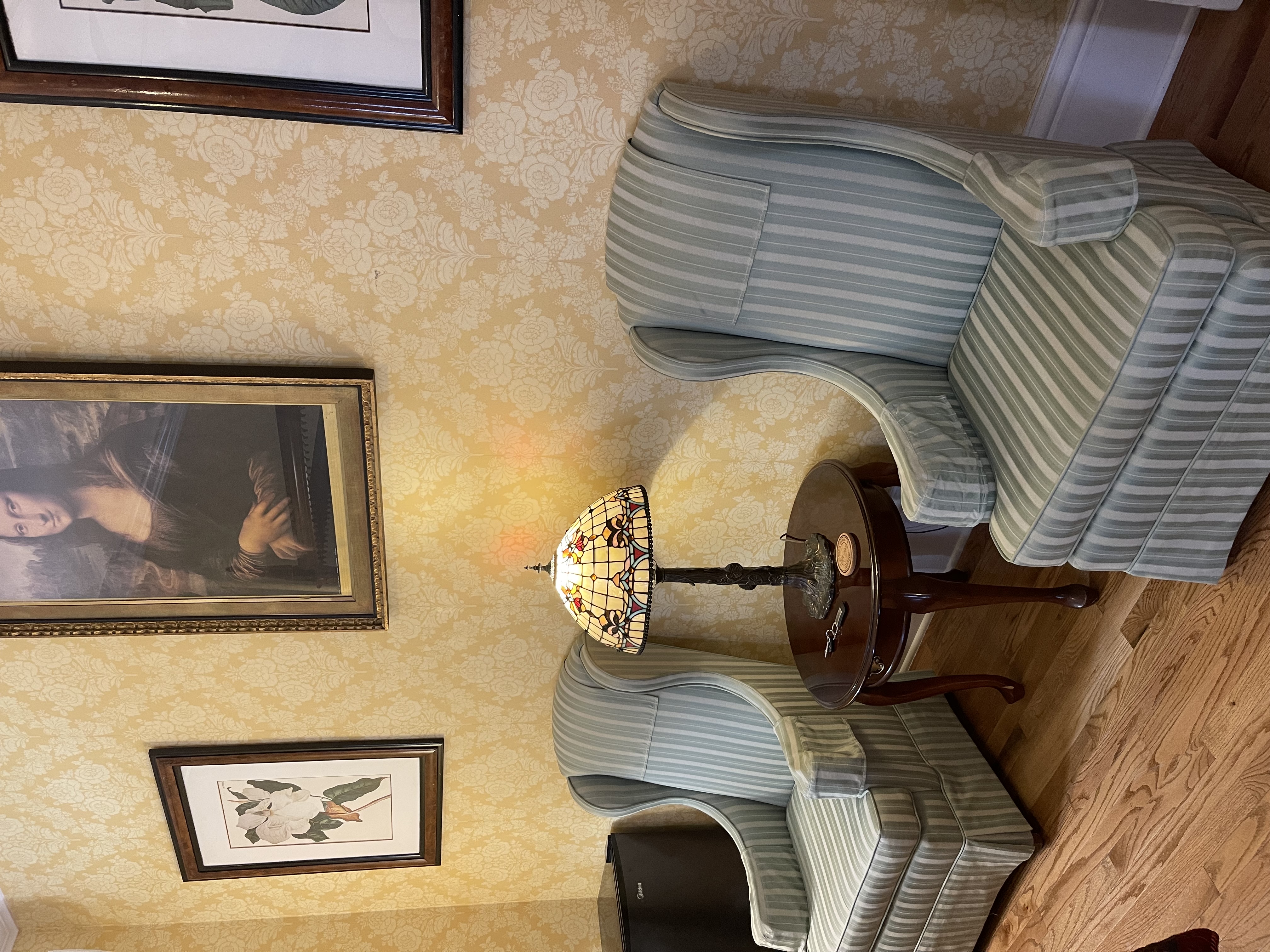 City Suite Sitting Area Chairs with Mona Lisa Above